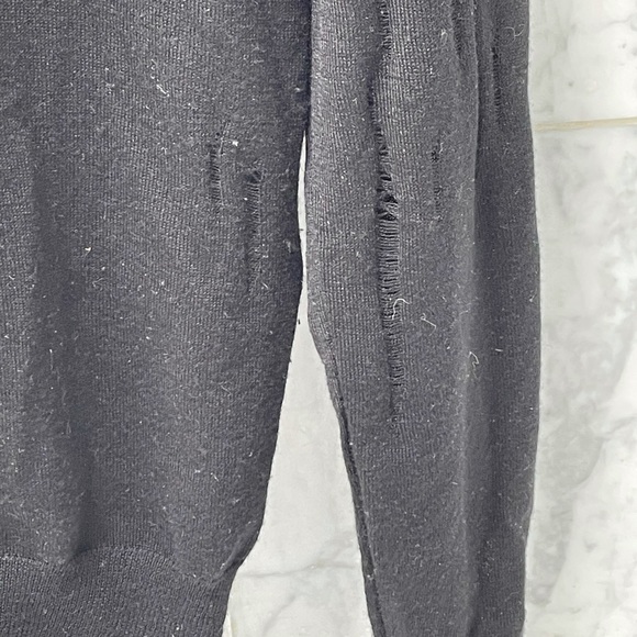 Saint Laurent distressed sweater - Picture 6 of 10